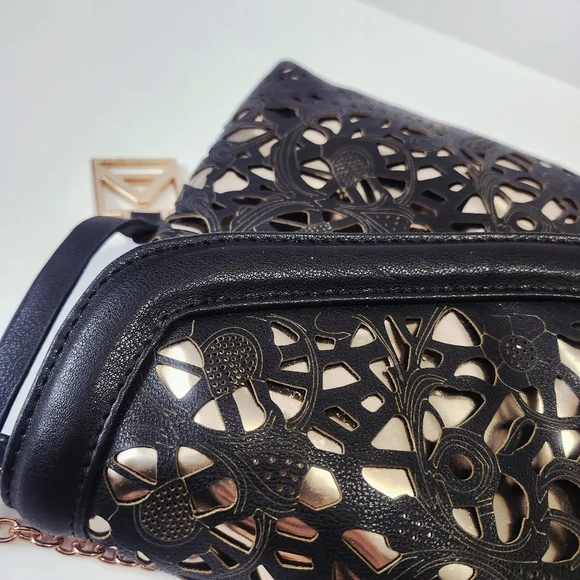 Attitude Envelope Clutch Black & Rose Gold Chain Strap - Picture 5 of 16